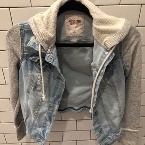 Jean jacket with sweater sleeves and hood